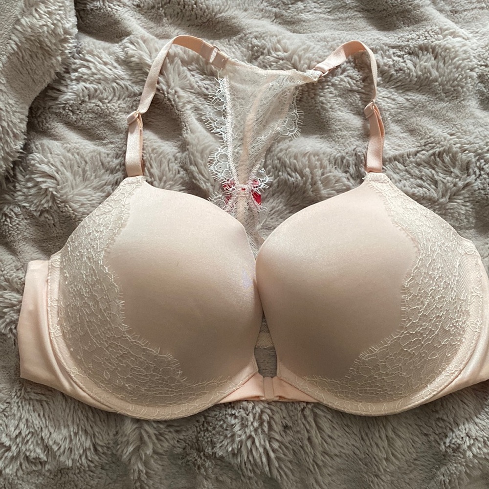 Victoria Secret, Very Sexy Racerback Push Up